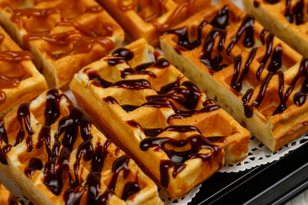 Платтер Бельгийские вафли с топпингом 10 шт