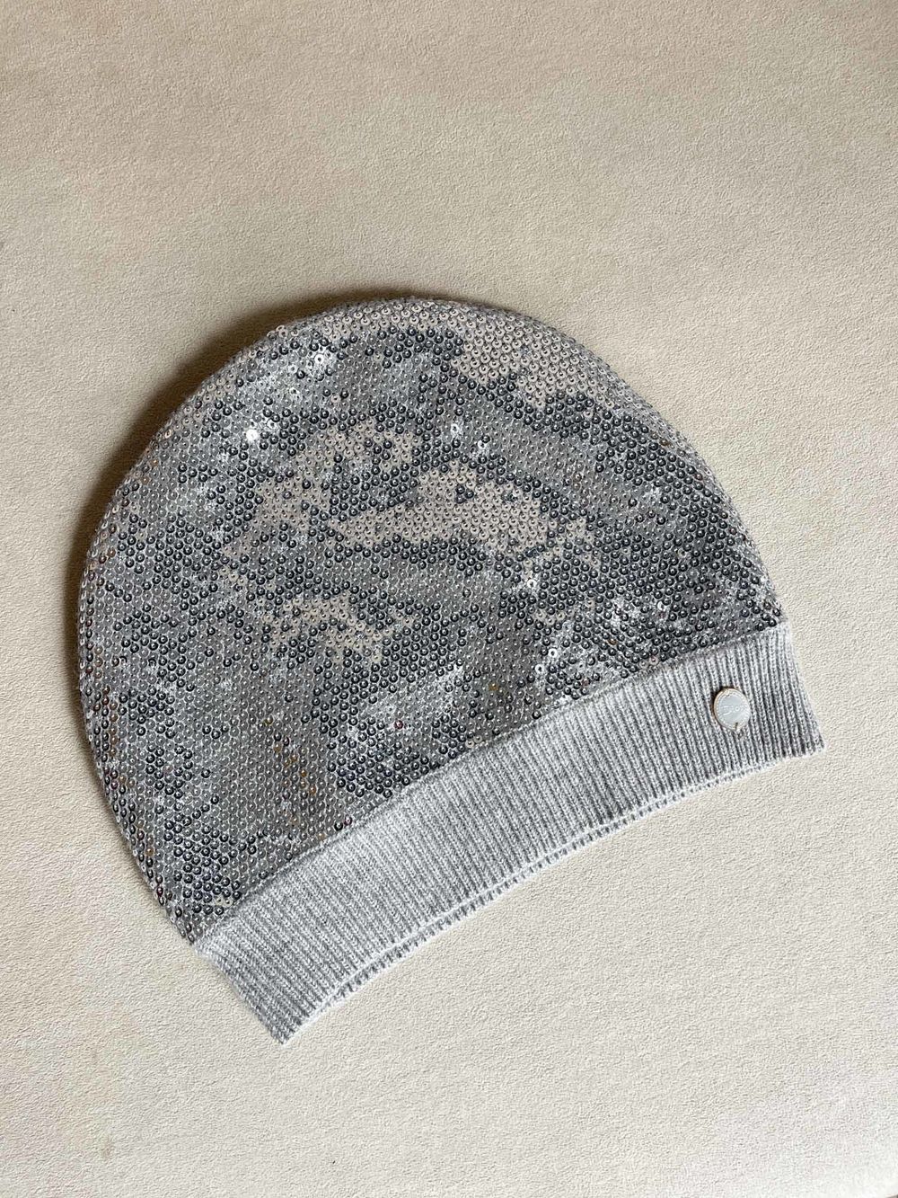 Шапка и шарф Dior, 98