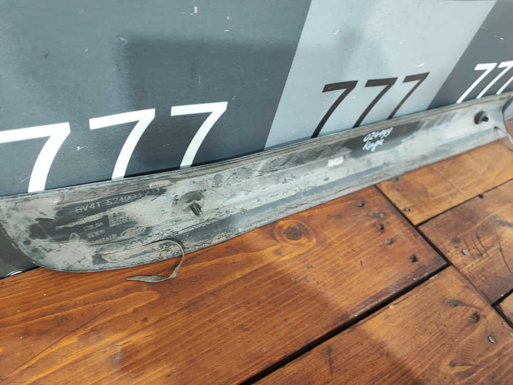 Накладка двери задней левой Ford Kuga 1 (CBV) 08-12 Б/У Оригинал 8V41S24903AD