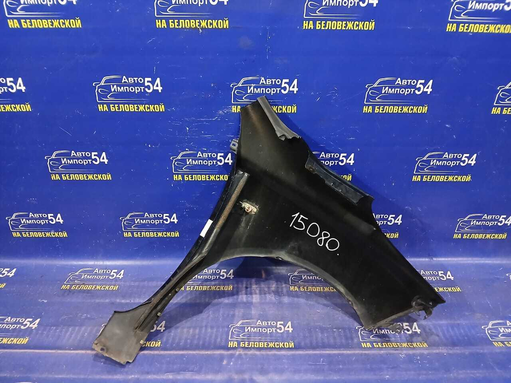 Крыло переднее левое NISSAN MARCH 2002-2010