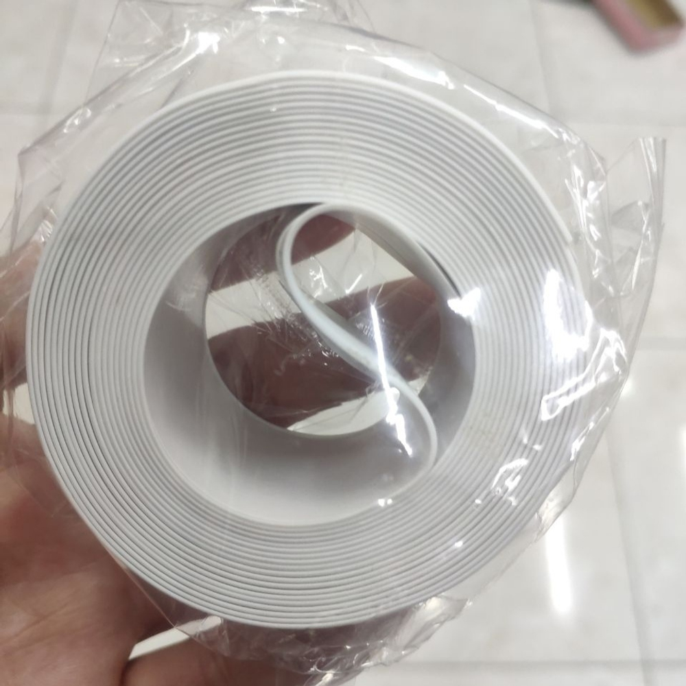 Бордюрная лента для ванны, туалета и кухни "Без Бренда" 4см×3.25м