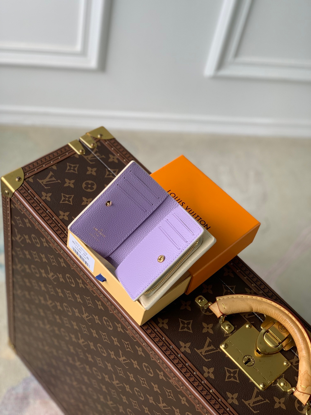 Louis Vuitton Clea Wallet