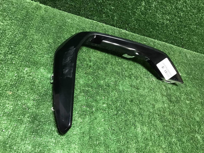 Накладка переднего бампера Geely Monjaro (21-нв)