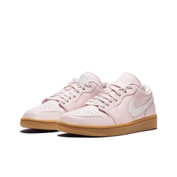 Женские кроссовки Air Jordan 1 Low 'Arctic Pink Gum' DC0774-601