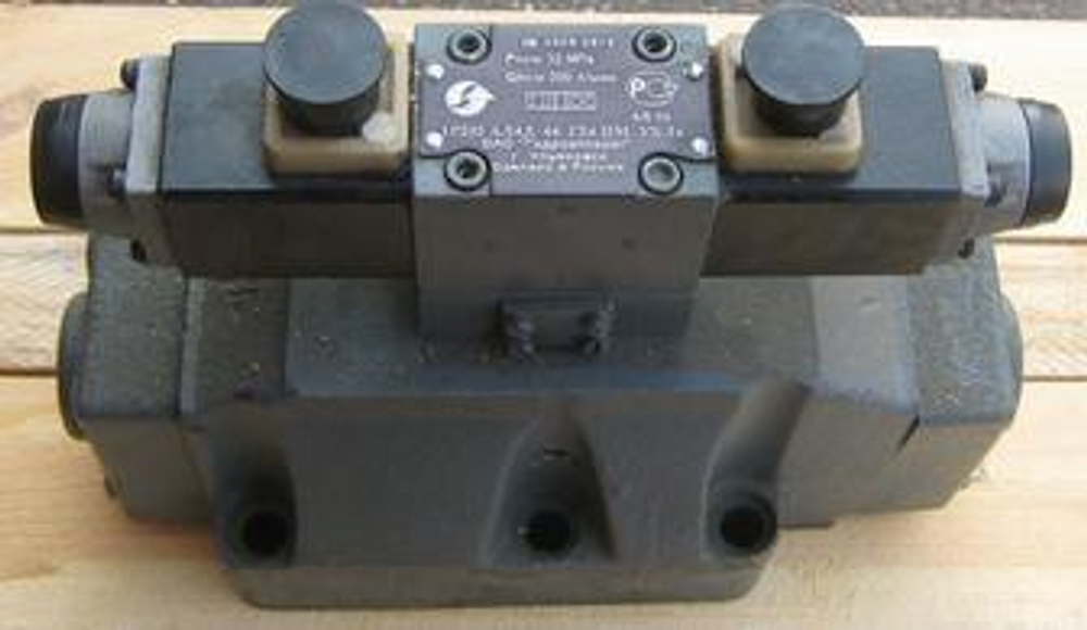 Гидрораспределитель ВЕХ16 64