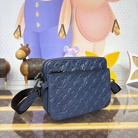 Сумка через плечо/мессенджер Louis Vuitton Trio