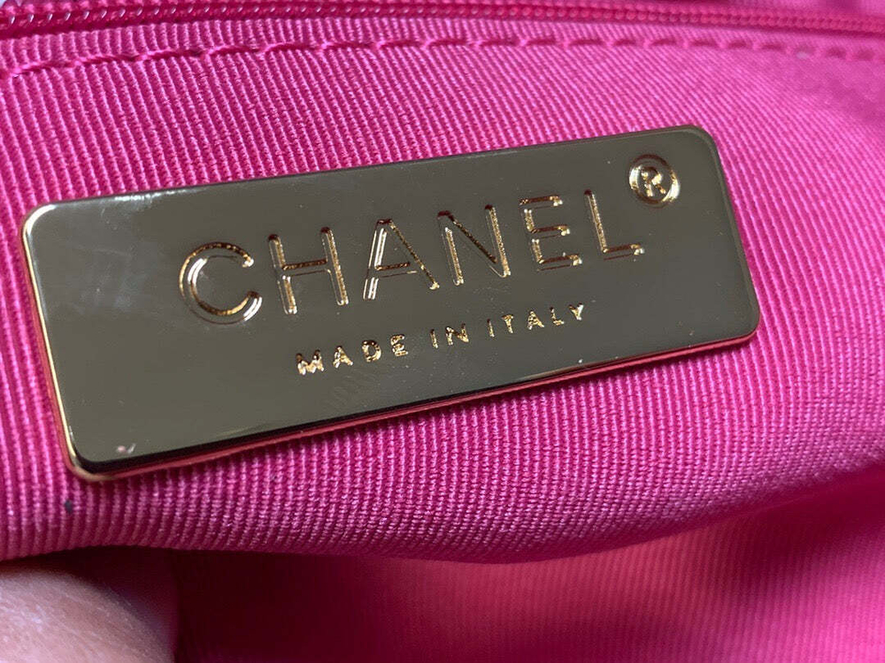 Chanel 19 26 cm