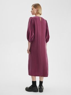 Платье с пышными рукавами винного цвета