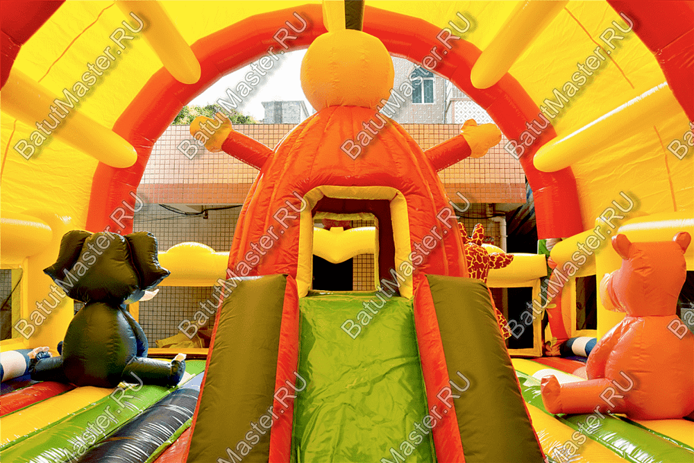 Надувной батут "Зверята с крышей 3" со скалодромом, 11*7*6 м