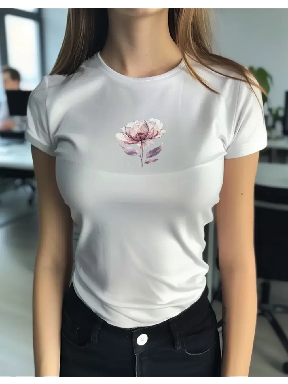 Футболка больших размеров с принтом цветок