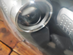 Фара правая галоген Kia Sportage 4 (QL) 16-18 Б/У Оригинал 92102F1010