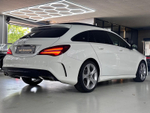Mercedes-Benz CLA Shooting Brake AMG Line