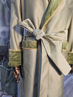 Халат жаккардовый со стеганным бархатом