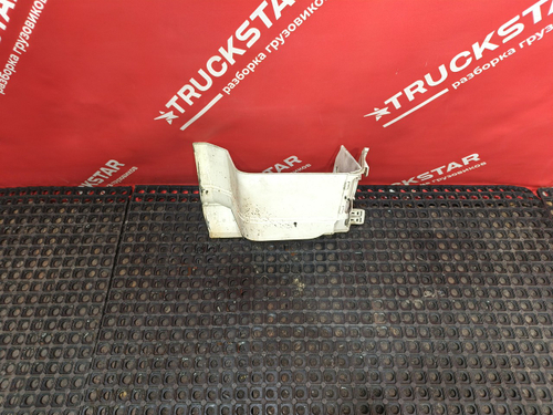 Корпус подножки левый 2020г.