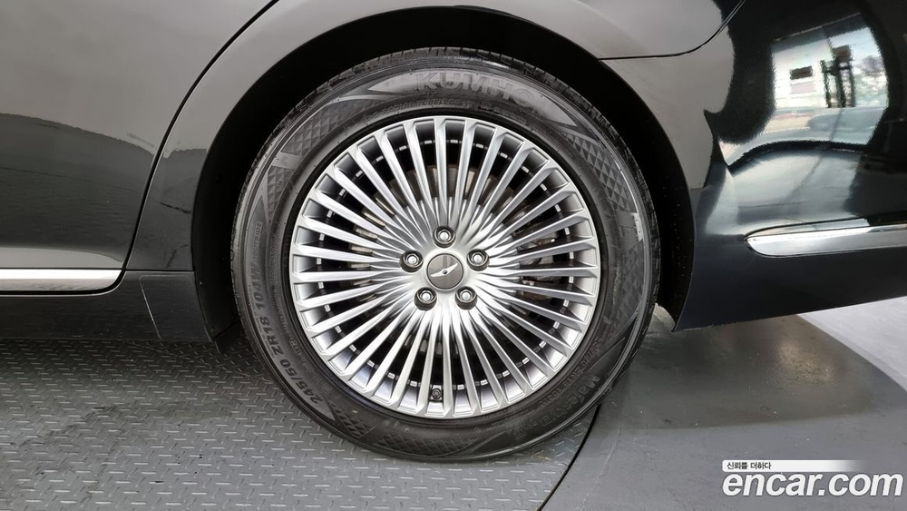 Genesis G90 3.8 AWD (04.2020)