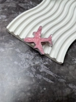 Брошь самолетик из эпоксидной смолы