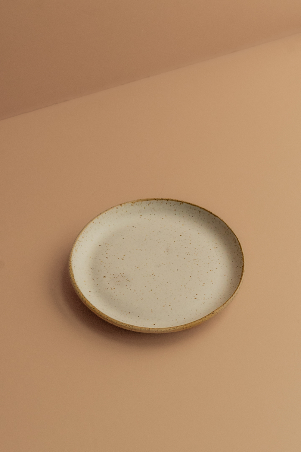 Тарелка белая / Titkova ceramic