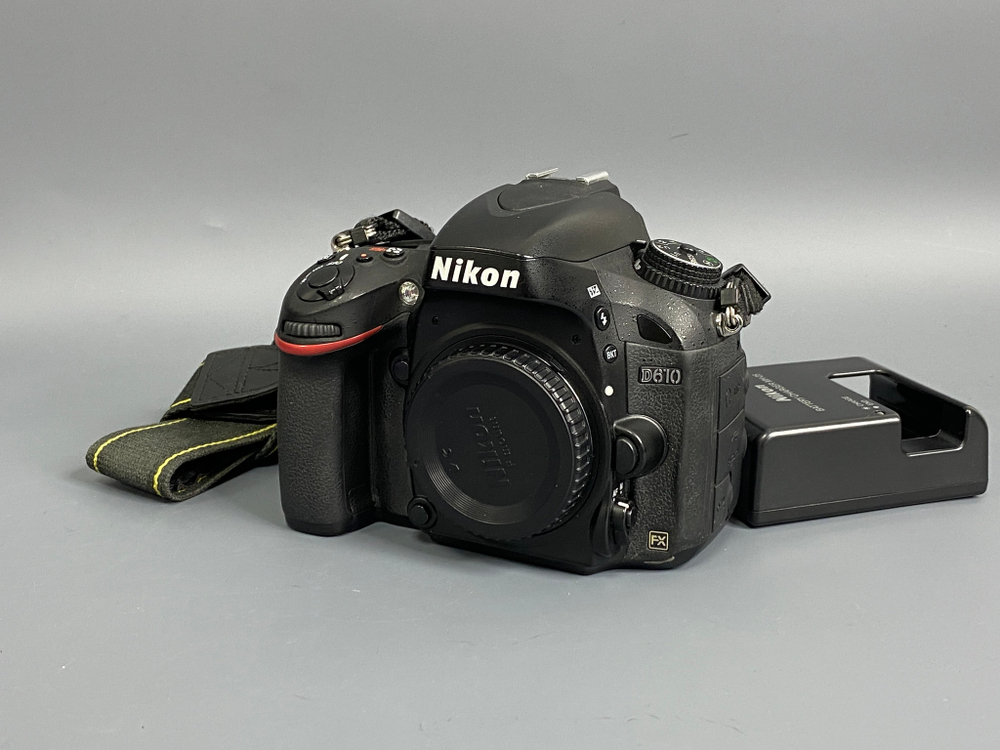Nikon D610 16.600 кадров