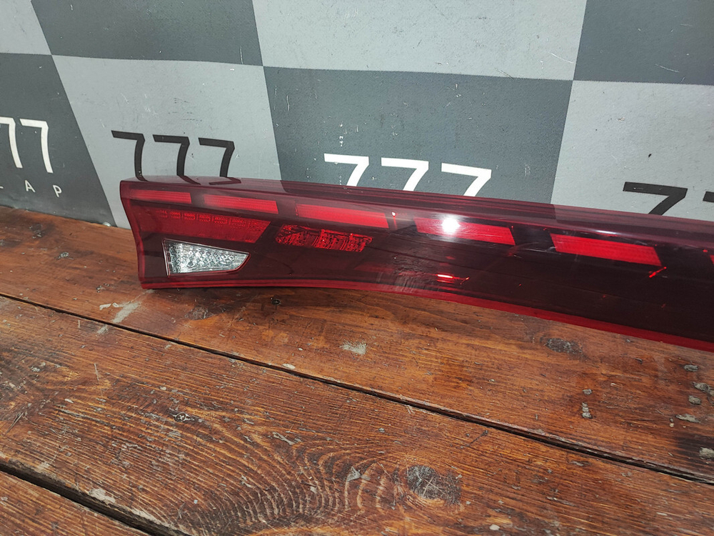 Фонарь задний центральный Kia K5 20-нв Б/У Оригинал 92403L2160