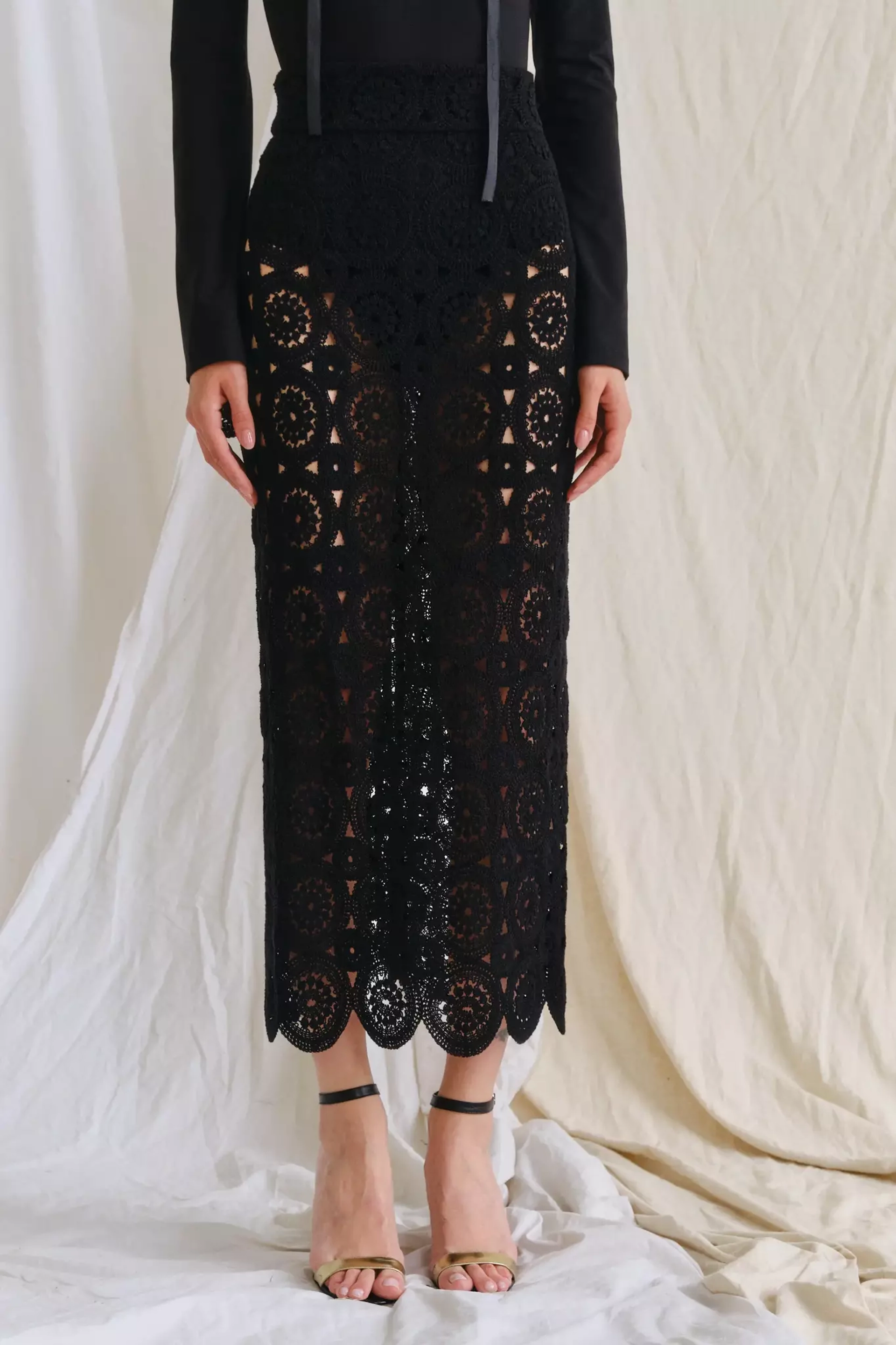 Кружевная юбка черная