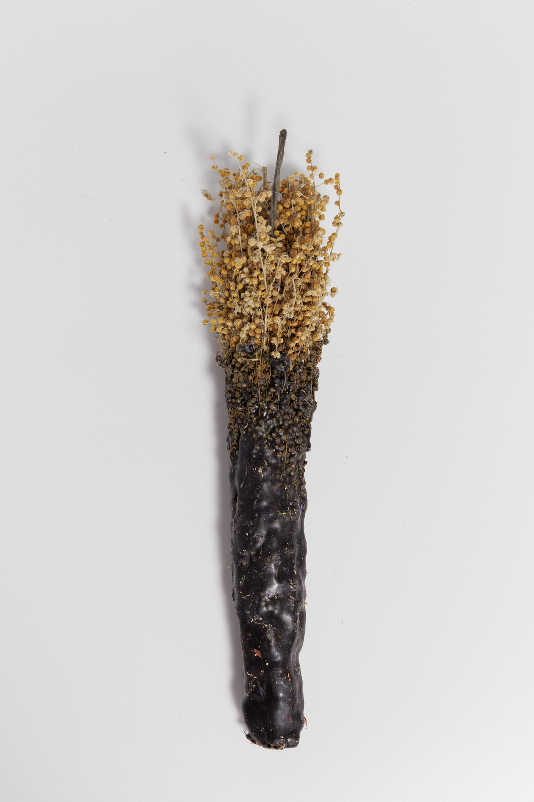 «Факел» из полыни и черного пчелиного воска