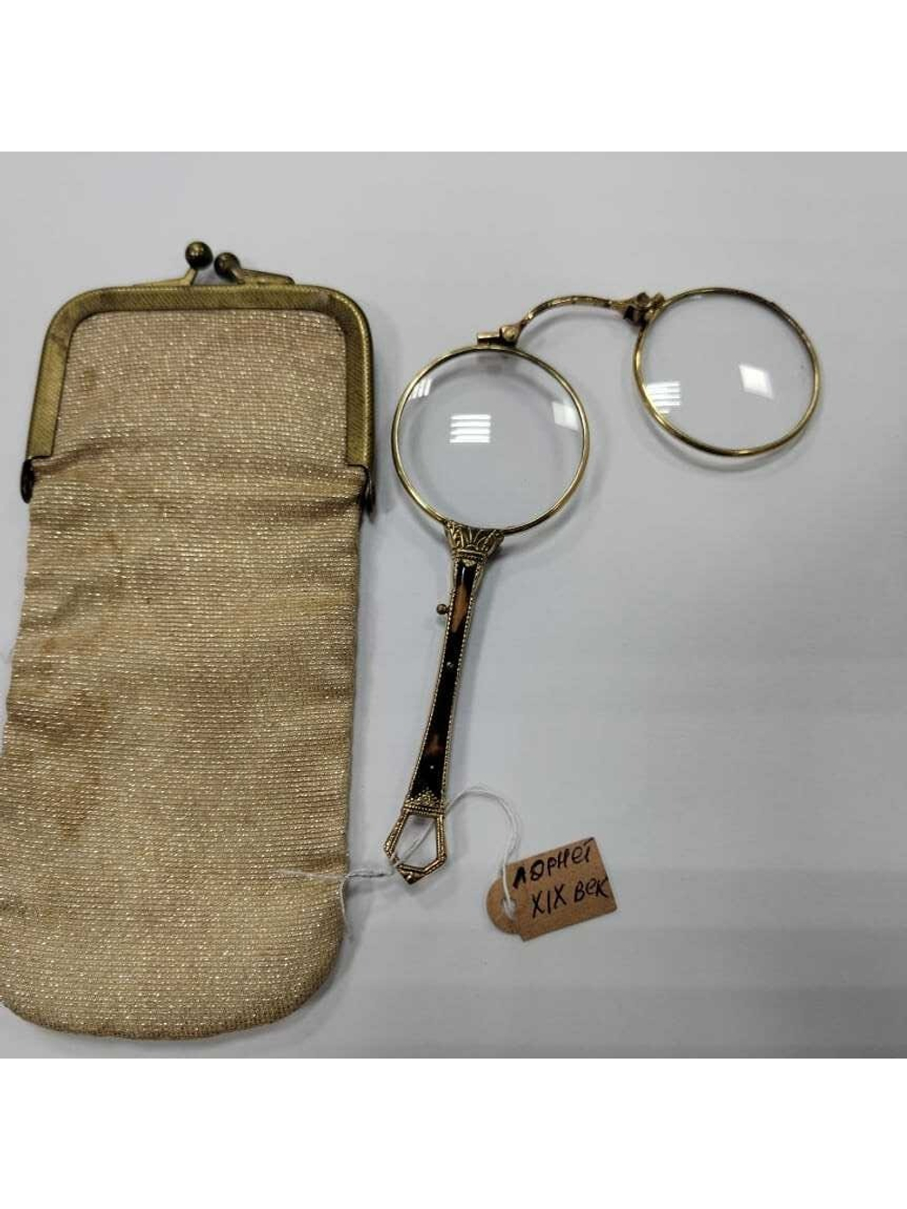 Лорнет старинный складной. 19 век. Европа.