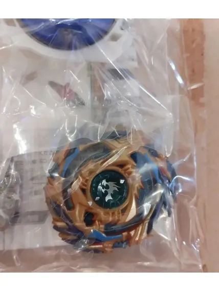 Волчок и лаунчер Drain Fafnir 8 Nothing B79 от Takara Tomy