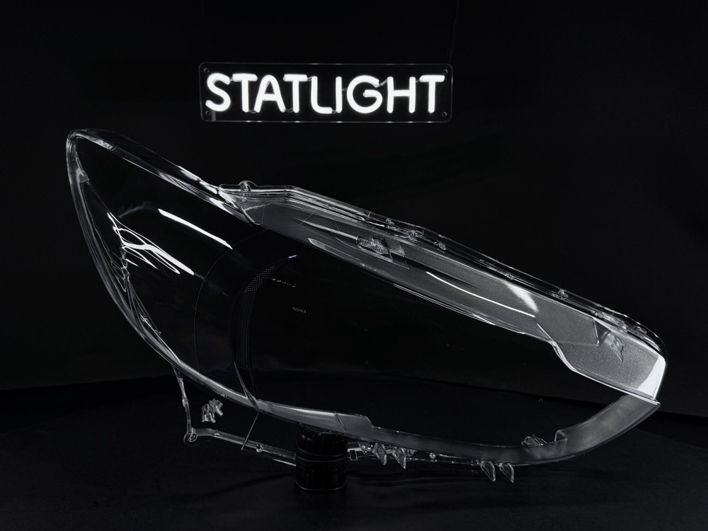 Правое стекло фары Mazda 6 GJ 2012-2015