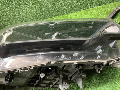 Фара правая BMW 5er G30 (2017-2020) LED