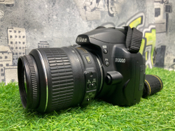 Nikon D3000 Kit 18-55mm 14.000 кадров