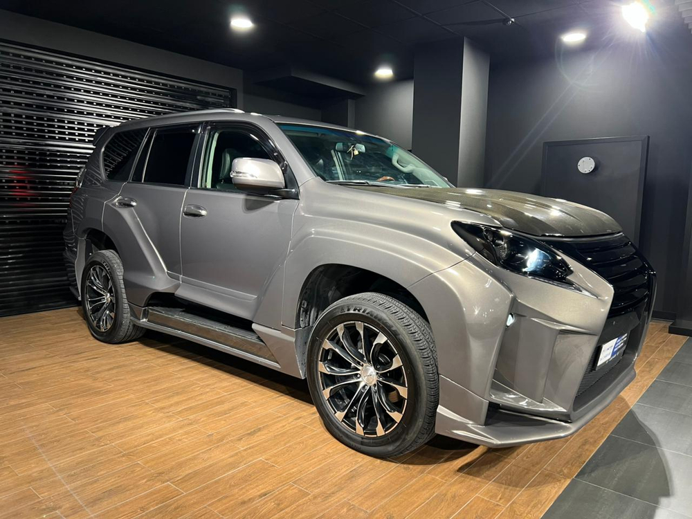 Lexus GX460 2012 год