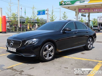 Mercedes-Benz E-Class W213 E220d Avangarde (10.2019)