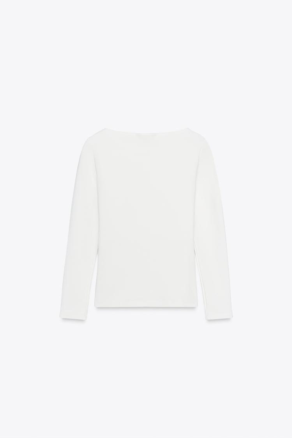 ZARA ФУТБОЛКА С ОБЪЕМНЫМ ЦВЕТКОМ, БЕЛЫЙ