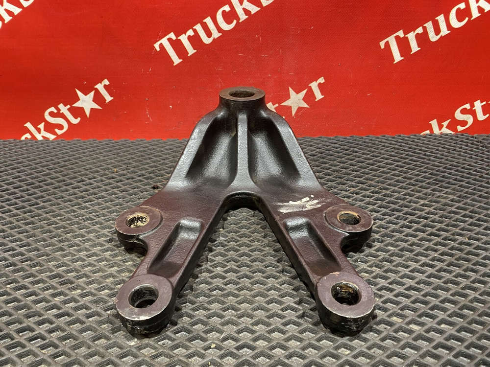 Кронштейн рессоры передней 2023г