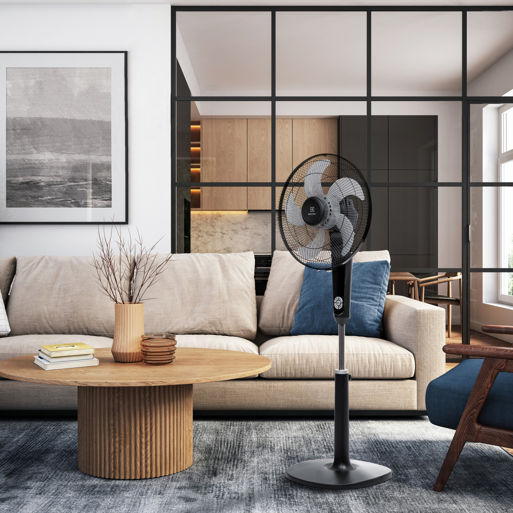 Вентилятор напольный Electrolux EFF-1004B