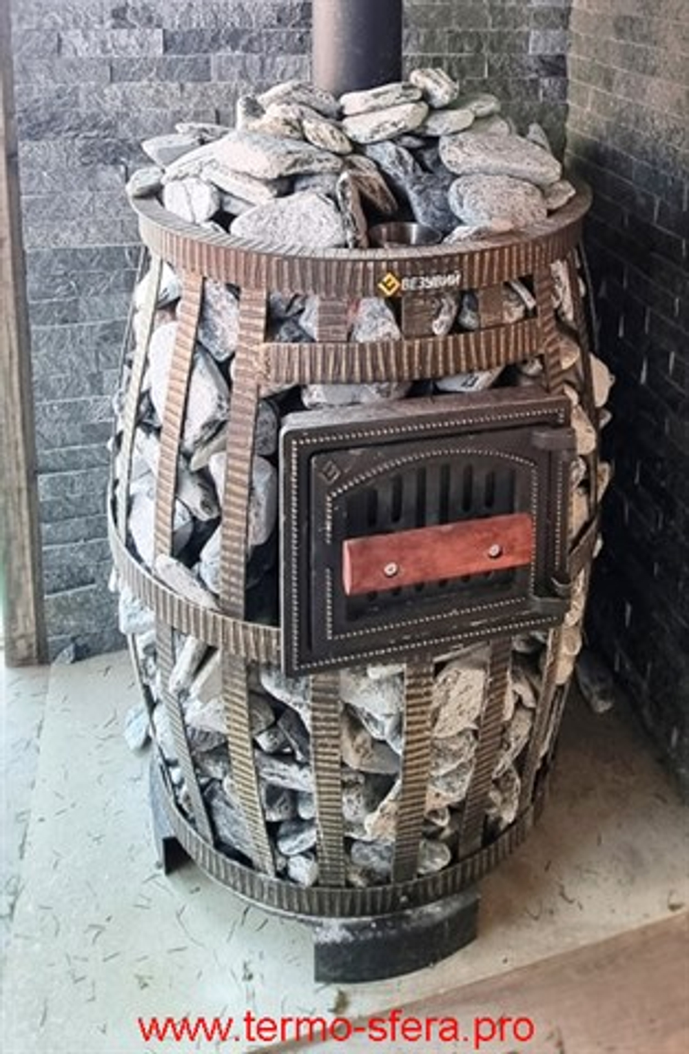 Печь ВЕЗУВИЙ Легенда Русский пар Ковка 18 (270)