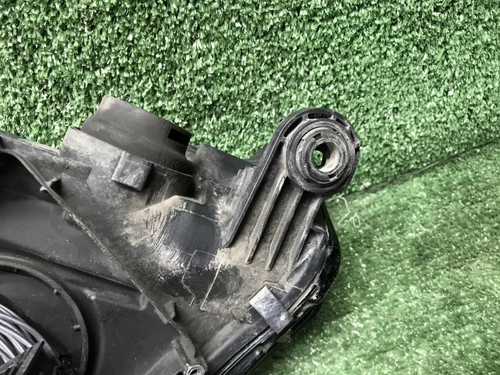 Фара левая Audi A4 B9 (2015-2020) LED