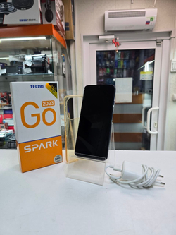 Смартфон TECNO Spark Go 2023 3+3 64