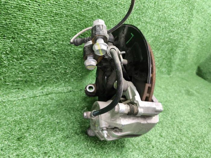 Кулак передний левый Changan Uni-V (2022-н.в.)