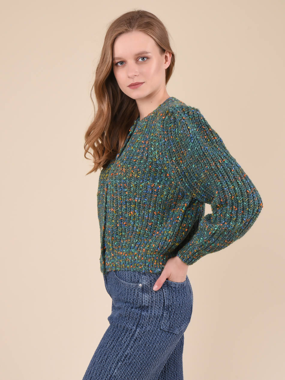 Свитер женский