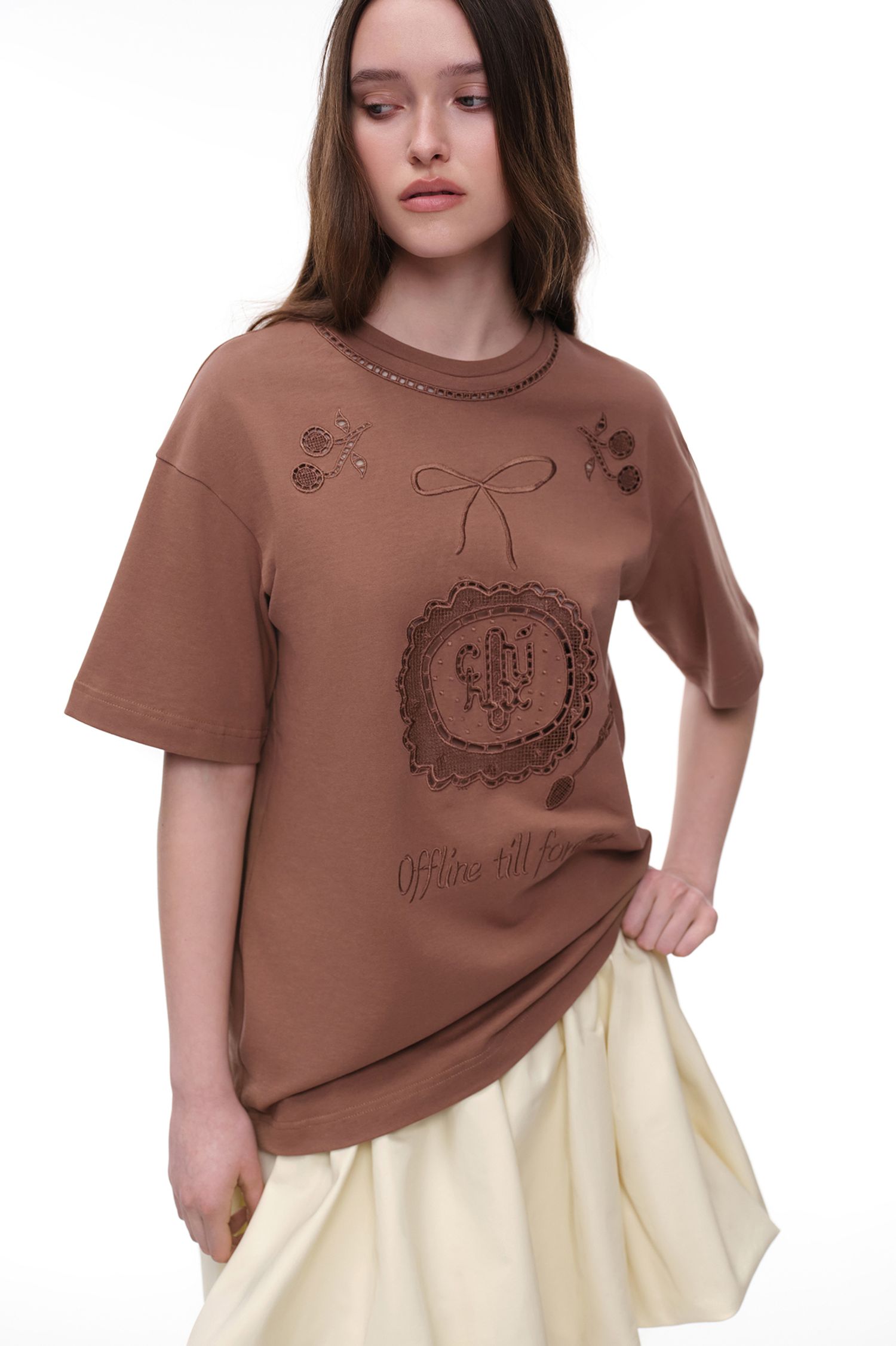 Футболка с вышивкой (Offline Till Forever), коричневая
