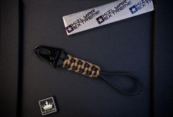 Тактический паракорд с карабином