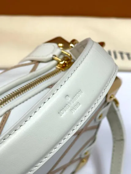 Сумка Louis Vuitton Side Trunk PM белый