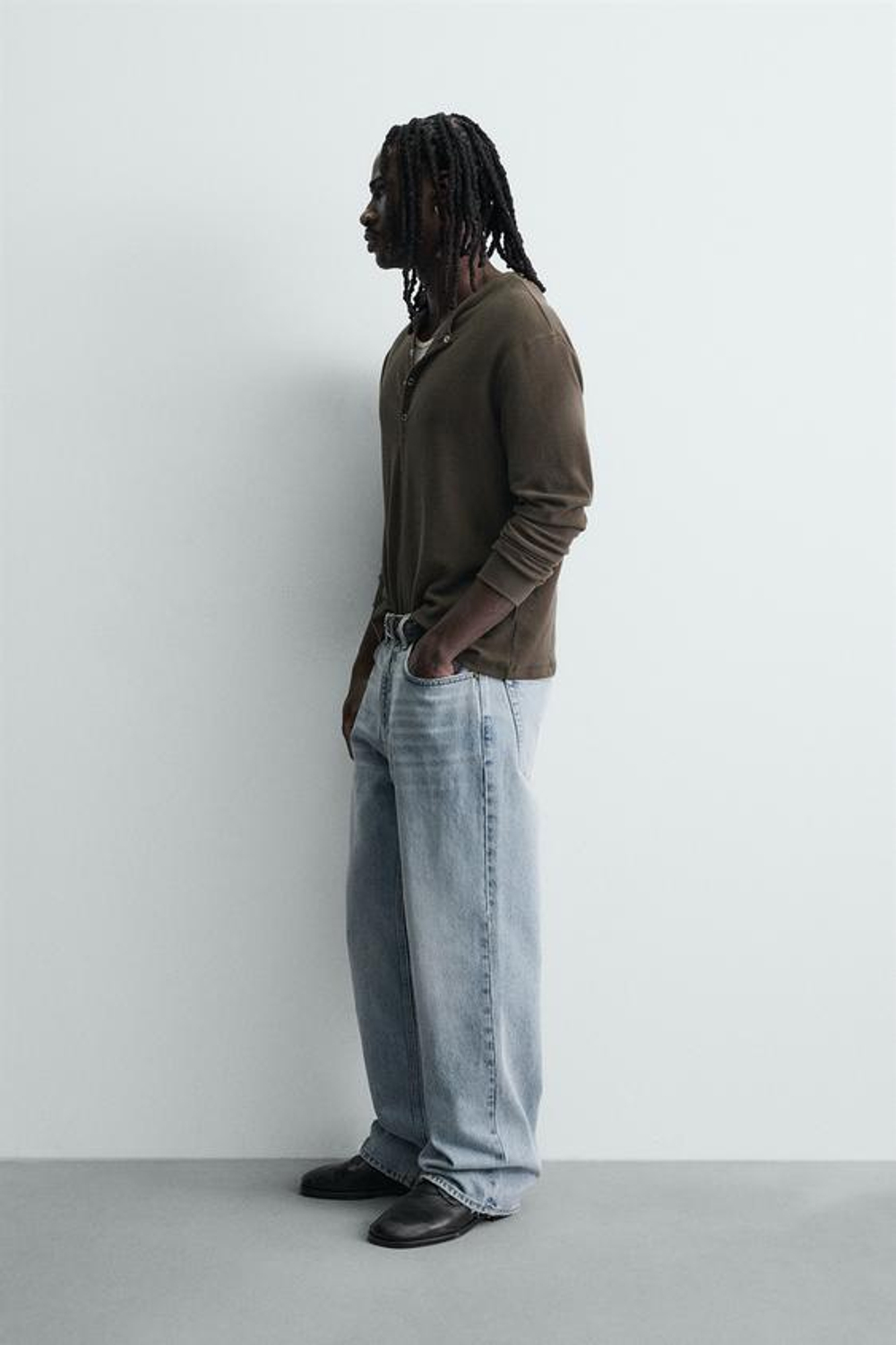 ZARA ДЖИНСЫ СВОБОДНОГО КРОЯ, ВЫЦВЕТШИЙ СИНИЙ