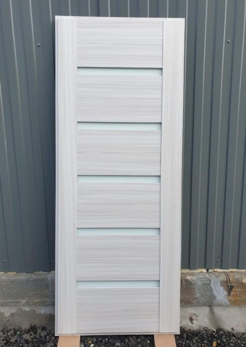 Входная металлическая дверь RеX (РЕКС) Премиум 3К Венге (Гладиатор)/ СБ-14 лиственница бежевая, стекла белые