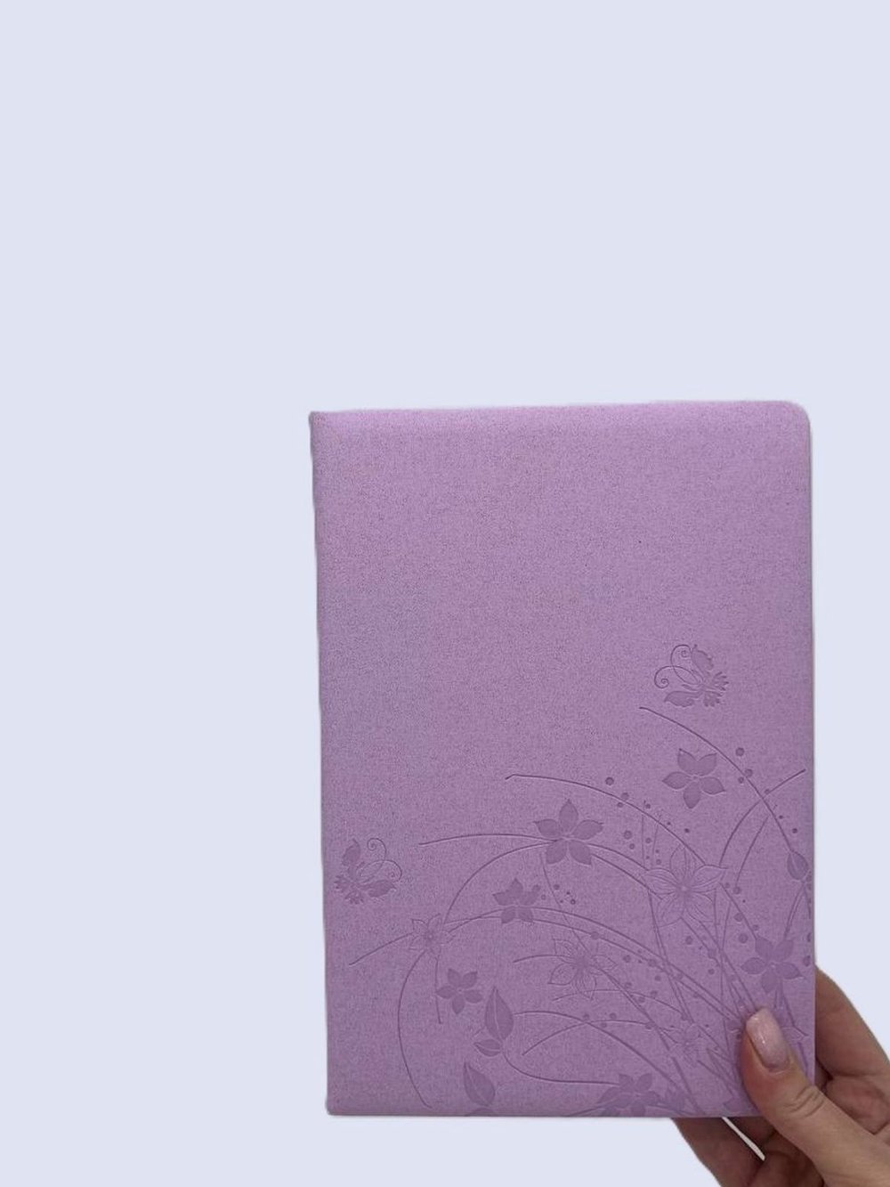 Блокнот 135 л. В5 25*17,5 см лин. сиреневые цветы  (7670-7)