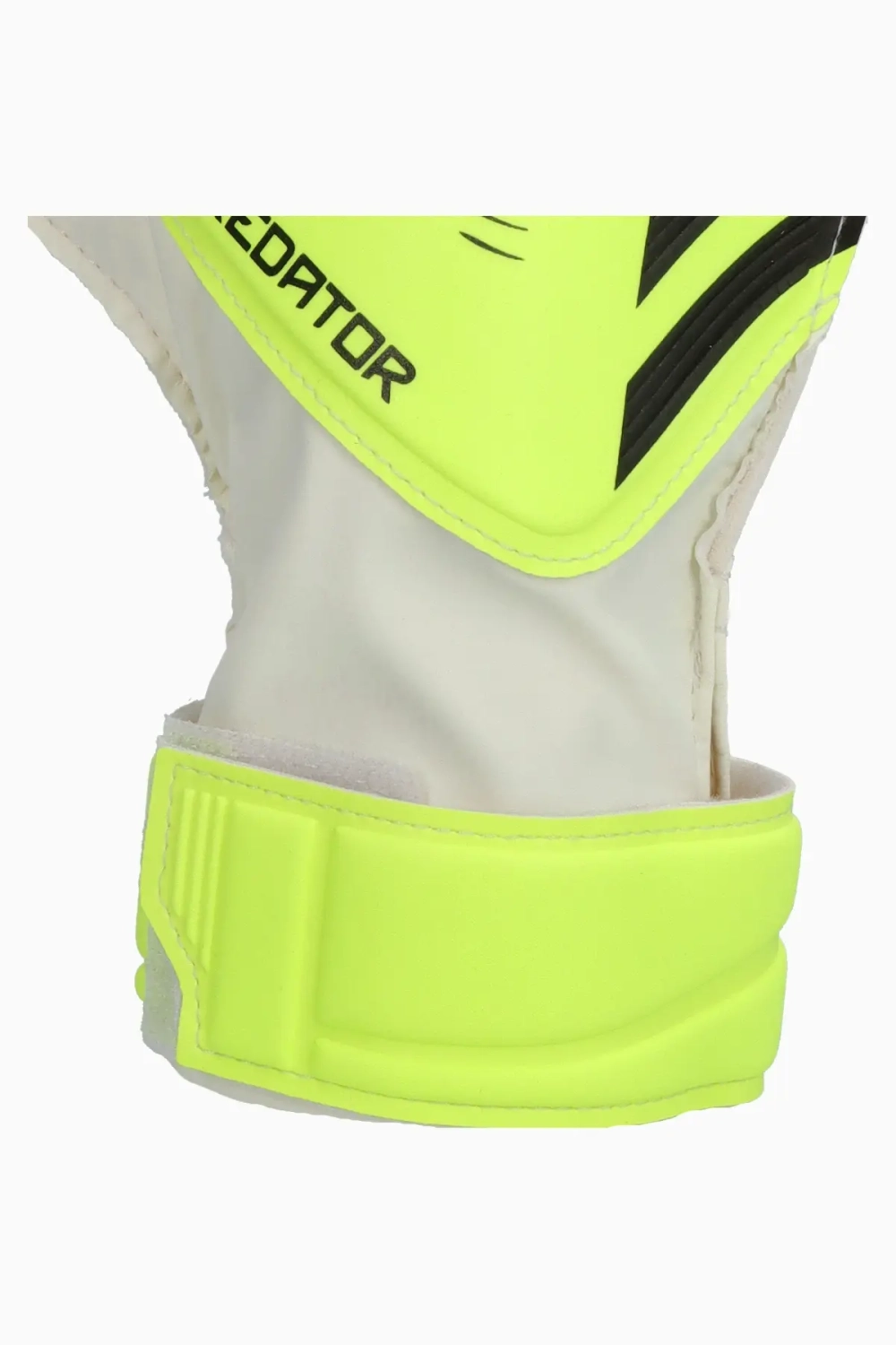 Вратарские перчатки adidas Predator Training - зеленый