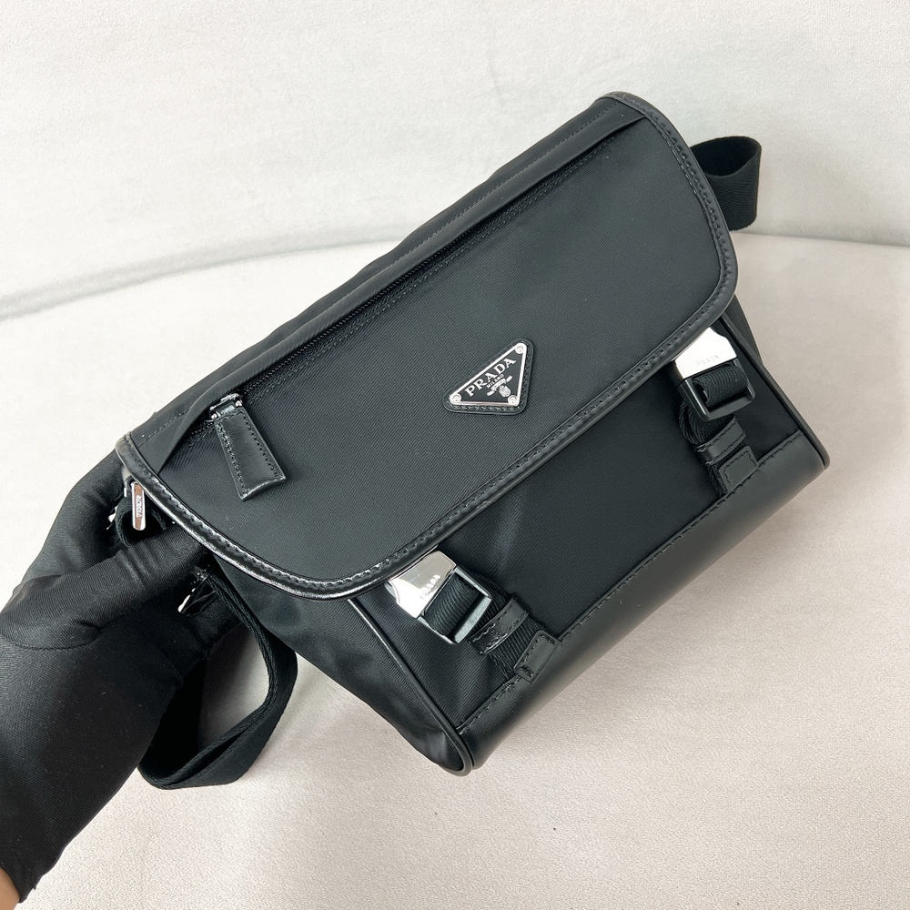 Prada Shoulder Bag 22 cm