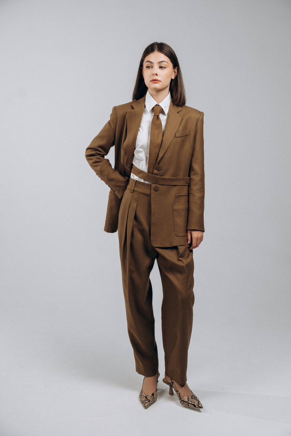 Приталенный жакет