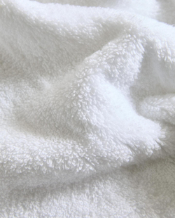 Zara Home - Банное полотенце с вышитым бордюром, серый, 90х150 см